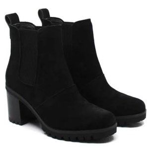Ugg Women's Hazel Waterproof Booties - Black